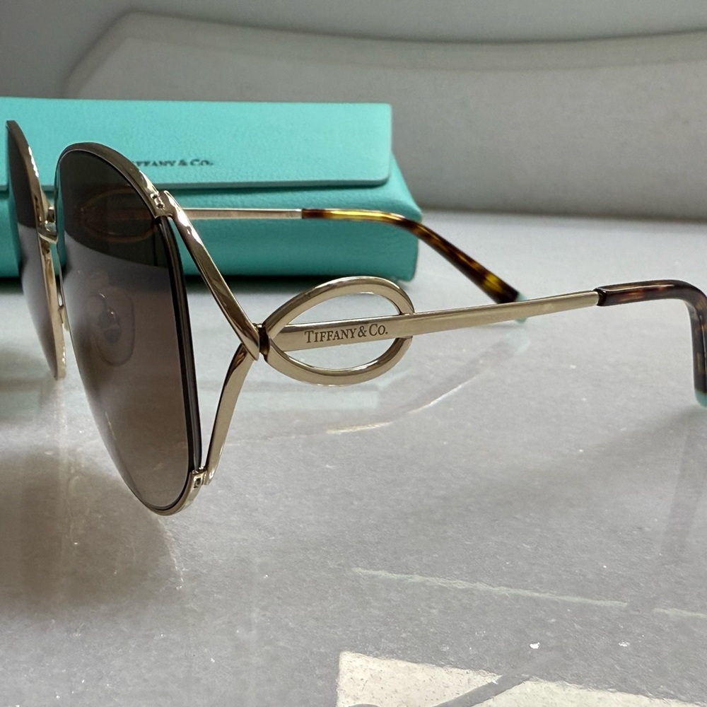 Tiffany & Co. Women’s Sunglasses - Picture 6 of 7